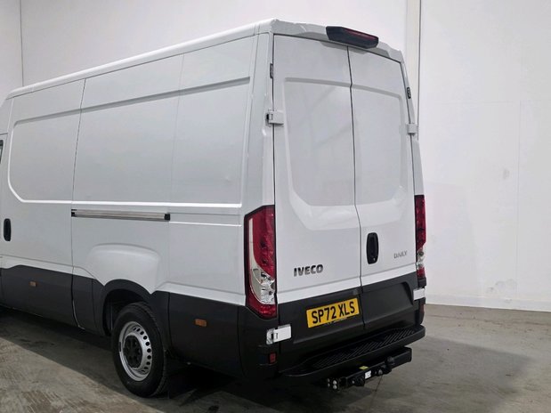 Iveco Daily DAILY BUISNESS 35S18 DIESEL 3.0 Van 3520L WB 12