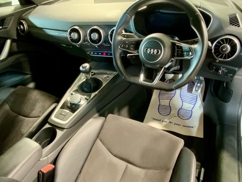Audi TT TFSI SPORT 10