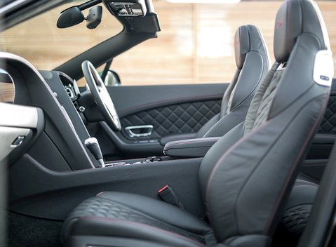 Bentley Continental GT Speed Convertible 16