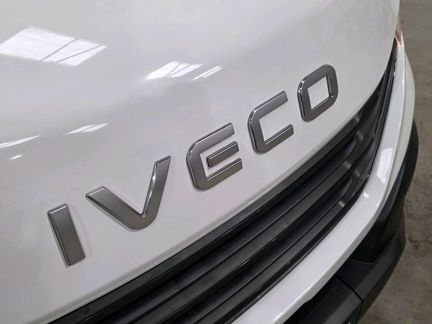 Iveco Daily Daily 35C14 Diesel 2.3 High Roof Business Van 4100L WB Hi-Matic 6