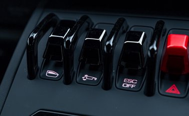 Lamborghini Huracan LP640-4 EVO 28