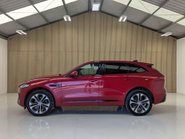 Jaguar F-Pace 2.0 F-PACE R-Dynamic HSE D MHEV AWD Auto 4WD 5dr 14