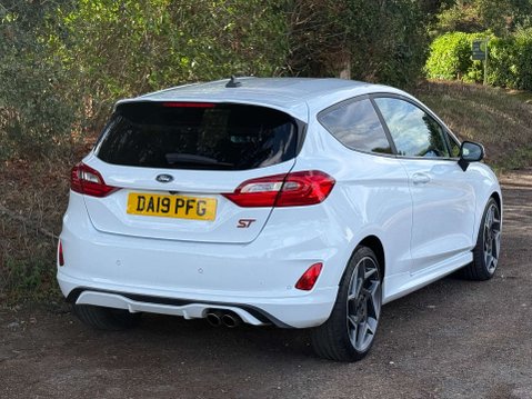 Ford Fiesta 1.5 Fiesta ST-3 T 3dr 34