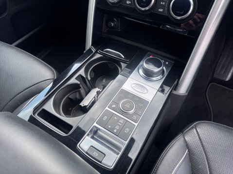 Land Rover Discovery SDV6 HSE LUXURY 20