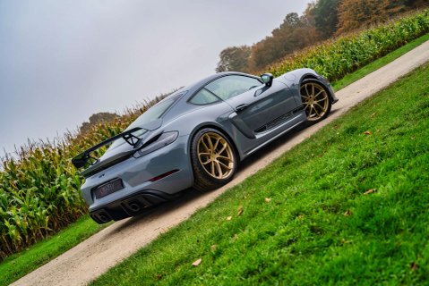 Porsche 718 GT4 PDK 20