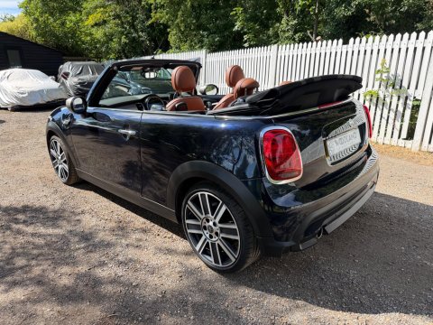 Mini Convertible COOPER EXCLUSIVE 17