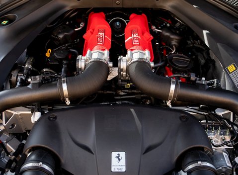 Ferrari California T 29