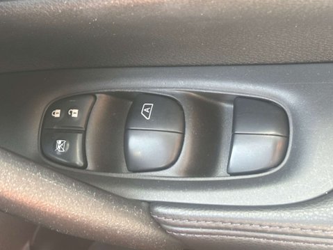 Nissan X-Trail 1.6 dCi Acenta SUV 5dr Diesel XTRON Euro 6 (s/s) (130 ps) 40