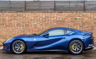 Ferrari 812 Superfast 2