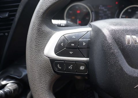 Iveco Daily 2.3 Daily 35C14B Tipper Double cab 28