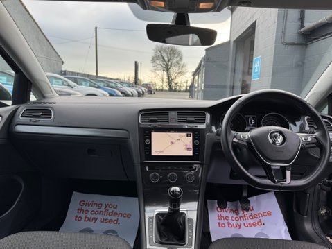 Volkswagen Golf SE NAVIGATION TSI BLUEMOTION TECHNOLOGY 22