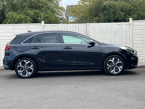 Kia Ceed 1.6 CRDi 3 Hatchback 5dr Diesel Manual Euro 6 (s/s) (114 bhp) 6