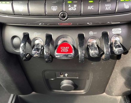 Mini Countryman 1.5 Countryman Cooper Classic Auto 5dr 60