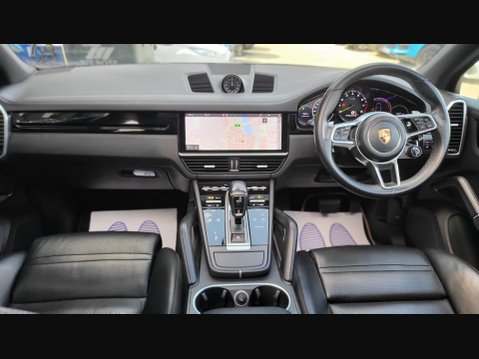 Porsche Cayenne V6 2