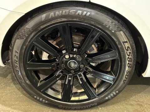 Land Rover Range Rover Sport 3.0 SD V6 HSE Dynamic Auto 4WD Euro 6 (s/s) 5dr 38