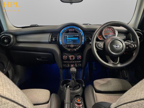 Mini Hatch 1.5 Cooper Classic Hatchback 5dr Petrol Manual Euro 6 (s/s) (136 ps) 19