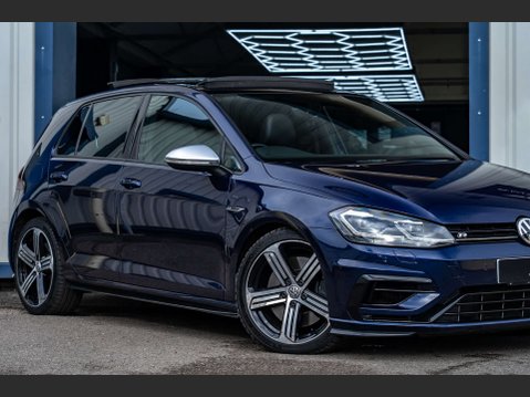 Volkswagen Golf 2.0 Golf R TSi Semi-Auto 4WD 5dr 7