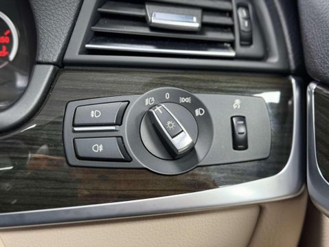 BMW 5 Series 3.0 535d M Sport Touring 5dr Diesel Auto Euro 6 (s/s) (313 ps) 61