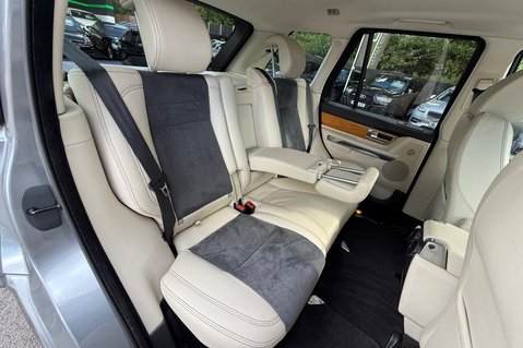 Land Rover Range Rover Sport SDV6 HSE - 10 SERVICES RECORDED - NEW MOT - RARE INTERIOR 18