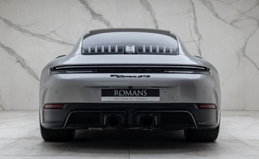 Porsche 911 Carrera GTS (992.2) 8
