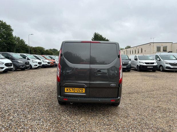 Ford Transit Custom Crew Cab SWB L1H1 Limited 300 CAT N Air Con Alloys Cam EURO 6 NO VAT 7