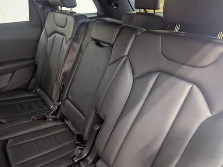 Audi Q7 3.0 Q7 Black Edition 55 TFSI MHEV Quattro Auto 4WD 5dr 43