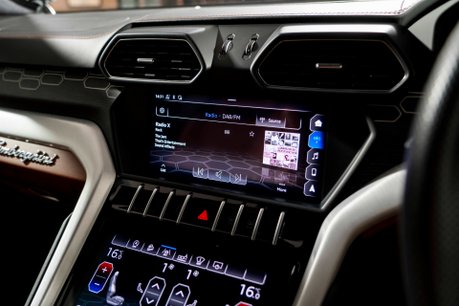 Lamborghini Urus V8. NOW SOLD. SIMILAR REQUIRED. PLEASE CALL 01903 254800. 39