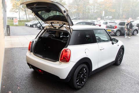 Mini Hatch COOPER CLASSIC 32