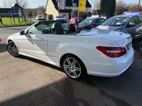 Mercedes-Benz E Class 1.8 E200 BlueEfficiency Sport Cabriolet Euro 5 (s/s) 2dr 16