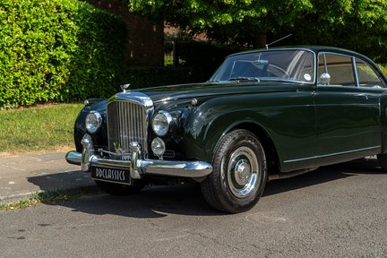 Bentley S2 Continental By H.J.Mulliner 11