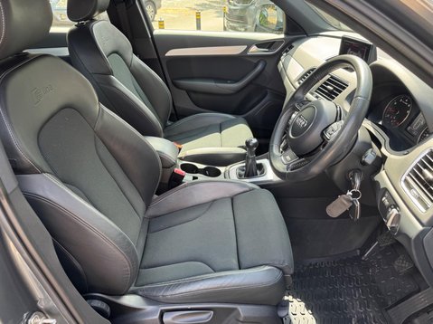 Audi Q3 TFSI S LINE 18