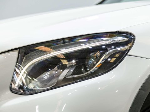 Mercedes-Benz GLC 2.1 GLC220d AMG Line (Premium Plus) Coupe 5dr Diesel G-Tronic 4MATIC Euro 6 82