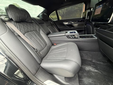 BMW 7 Series 3.0 745Le 12kWh M Sport Auto xDrive Euro 6 (s/s) 4dr 27