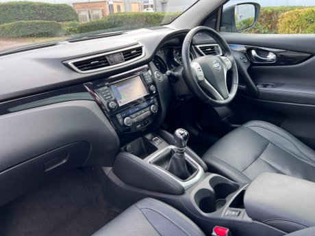 Nissan Qashqai 1.6 dCi Tekna 2WD Euro 6 (s/s) 5dr 66