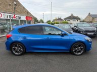 Ford Focus ST-LINE 8