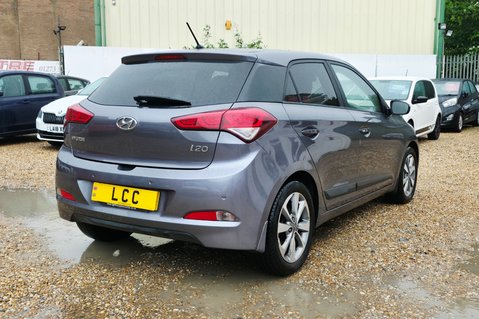 Hyundai i20 1.4 GDI PREMIUM LOOK! ONLY 26000 MILES! STUNNING CAR! 11
