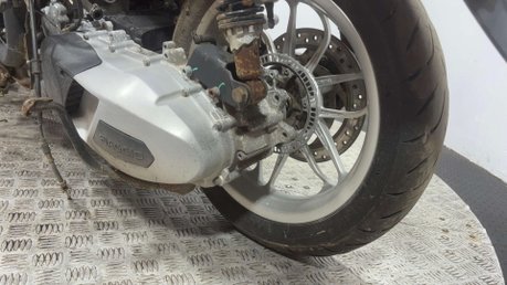 Piaggio Medley 2019 NON RUNNING PROJECT SCOOTER BREAKER PARTS BIKE 125CC 9