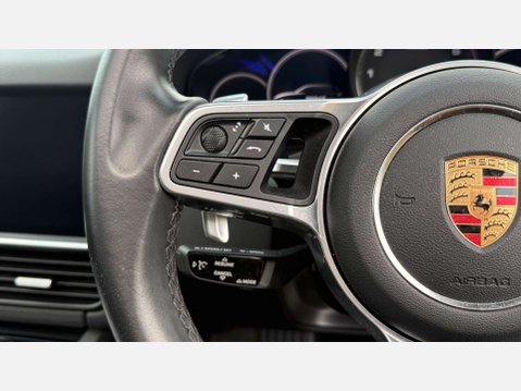 Porsche Cayenne 3.0 Cayenne V6 E-Hybrid Auto 4WD 5dr 31
