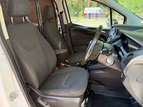 Ford Transit Courier TREND TDCI 17