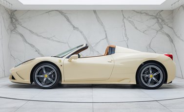 Ferrari 458 Speciale Aperta 7