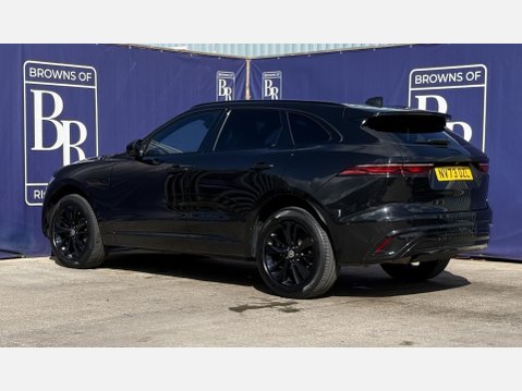 Jaguar F-Pace 2.0 D200 MHEV R-Dynamic SE Black SUV 5dr Diesel Auto AWD Euro 6 (s/s) (204 6