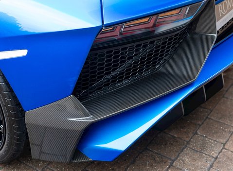 Lamborghini Aventador SV LP 750-4 Coupe 32