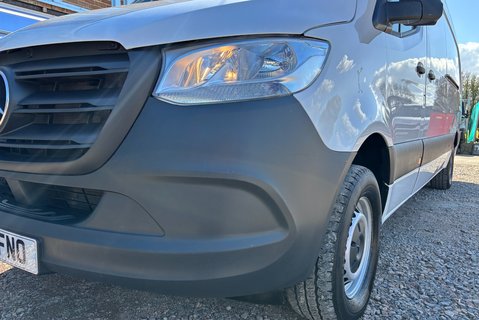Mercedes-Benz Sprinter 315 Cdi Progressive Glass Frail Van 21