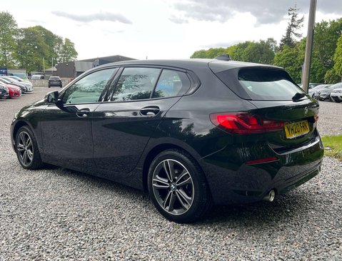 BMW 1 Series 2.0 118D Sport 5dr 9
