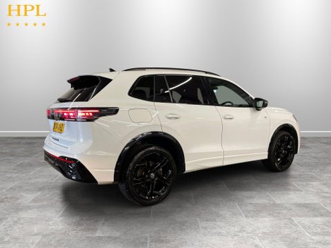 Volkswagen Tiguan 1.5 TSI eHybrid 19.7kWh R-Line SUV 5dr Petrol Plug-in Hybrid DSG Euro 6 (s/ 7