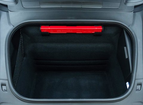 Porsche 911 GT3 (992) 33