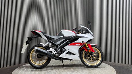 Yamaha R125 2022 MK3 SUPER SPORT 125CC 60TH ANNIVERSARY ONLY 5K 1