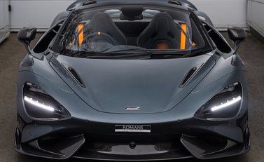 McLaren 765LT Spider 5