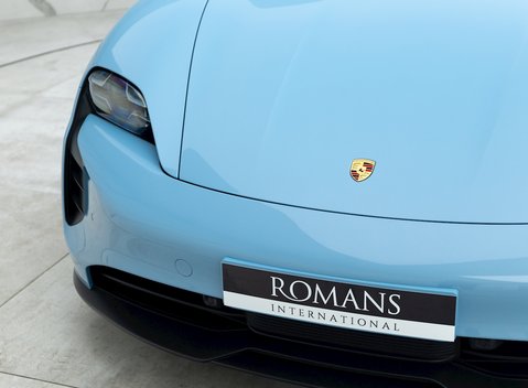 Porsche Taycan 4S 26