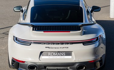 Porsche 911 Carrera 4 GTS (992) 4
